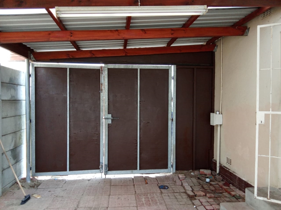 3 Bedroom Property for Sale in Churchill Estate Western Cape